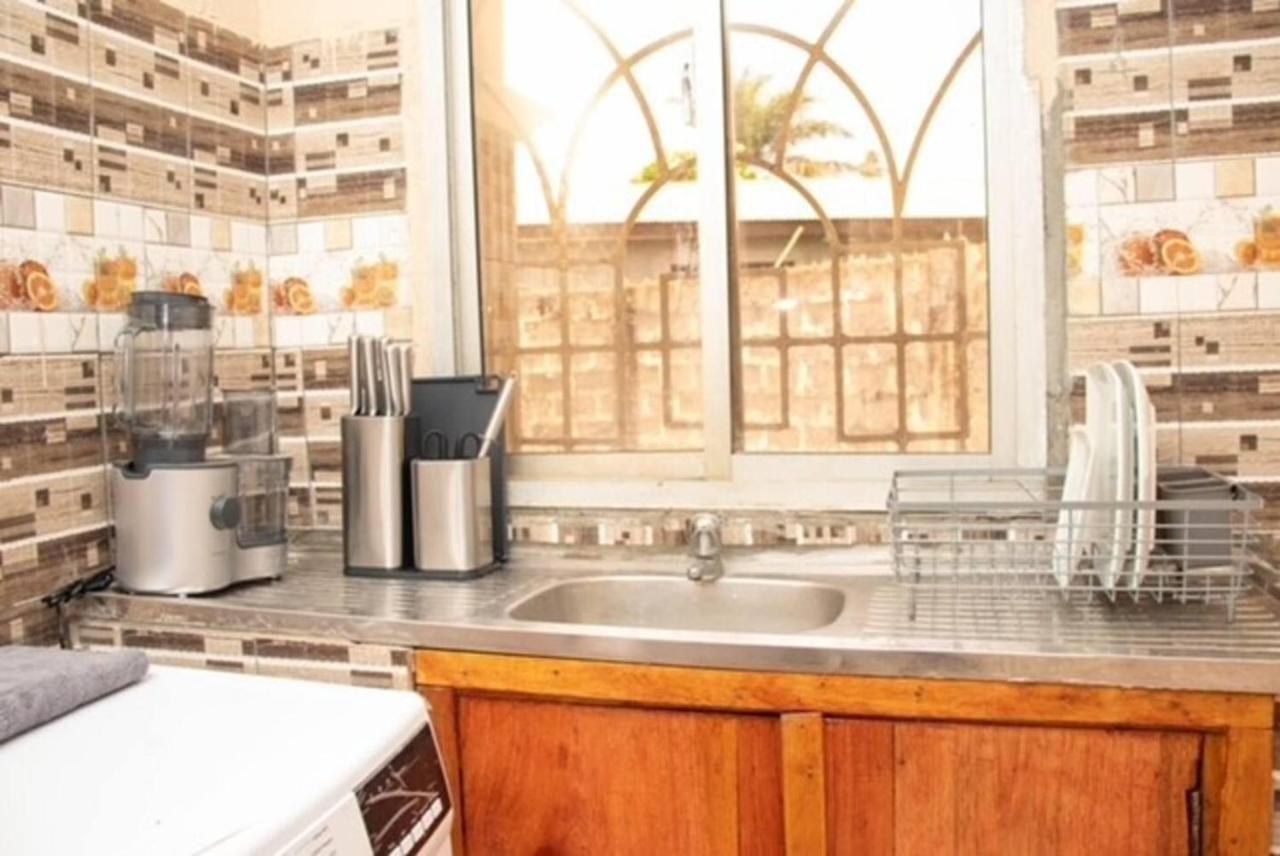 Fully Aircondition 3Bed Villa- A C- Wifi- Hotwater Φρίταουν Εξωτερικό φωτογραφία