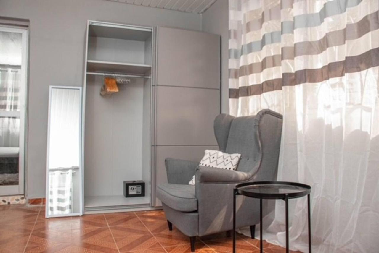 Fully Aircondition 3Bed Villa- A C- Wifi- Hotwater Φρίταουν Εξωτερικό φωτογραφία