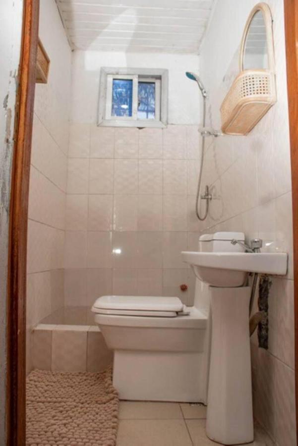 Fully Aircondition 3Bed Villa- A C- Wifi- Hotwater Φρίταουν Εξωτερικό φωτογραφία