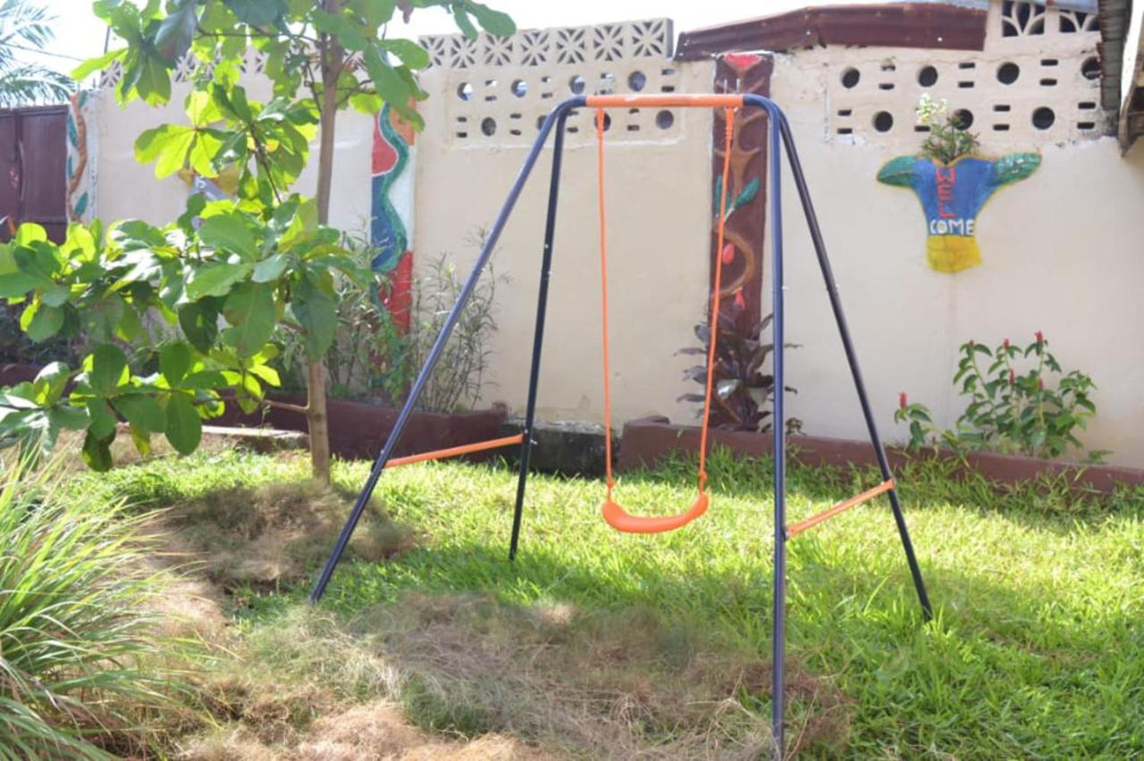 Fully Aircondition 3Bed Villa- A C- Wifi- Hotwater Φρίταουν Εξωτερικό φωτογραφία